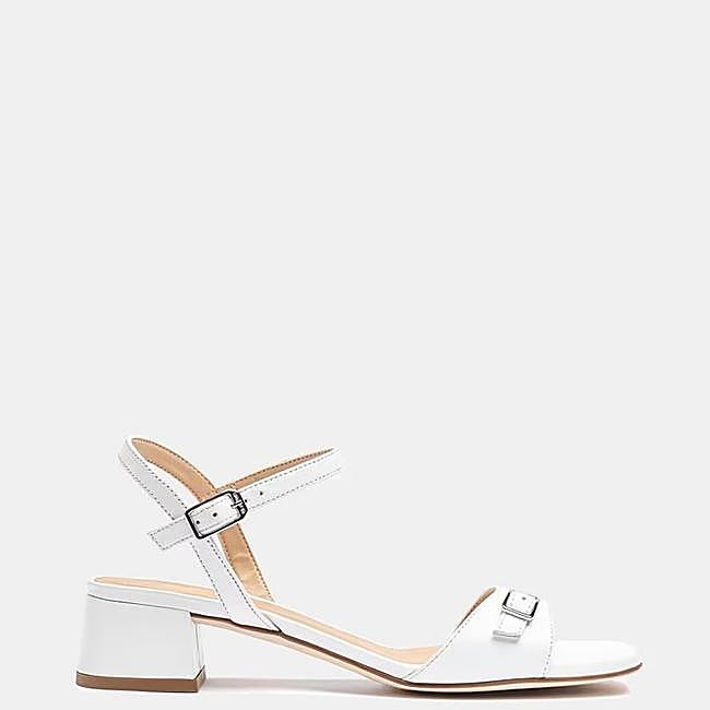 Sandalia blanca de Unisa, 73,20 euros.