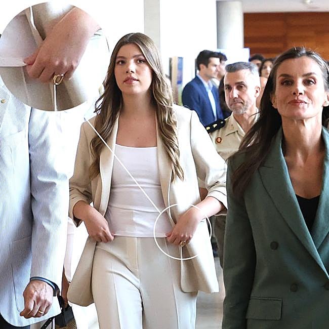 La infanta Sofía durante los Premios Princesa de Girona, con el anillo de Letizia.