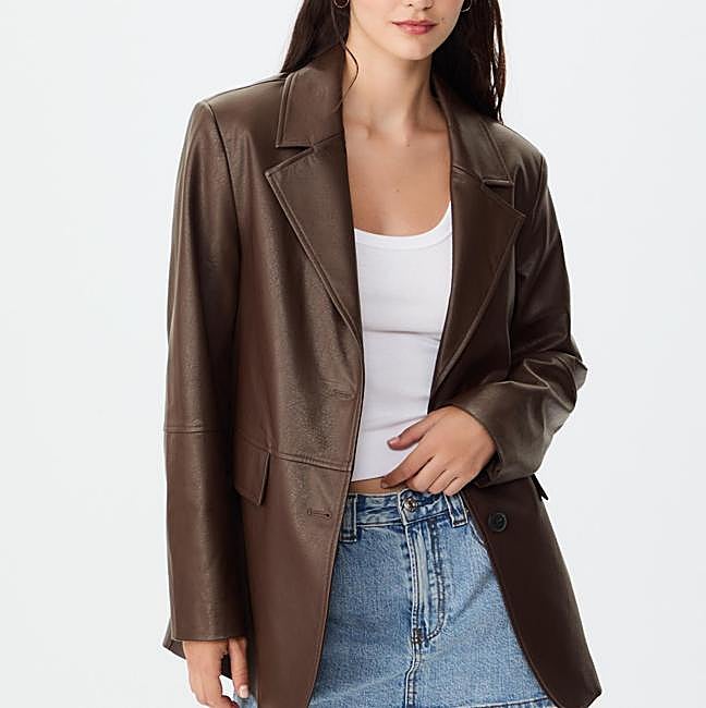 Blazer efecto piel marrón chocolate
