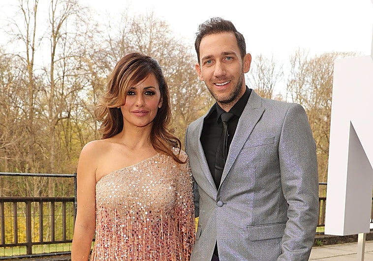 El empresario alemán Marcel Remus junto a Mónica Cruz.