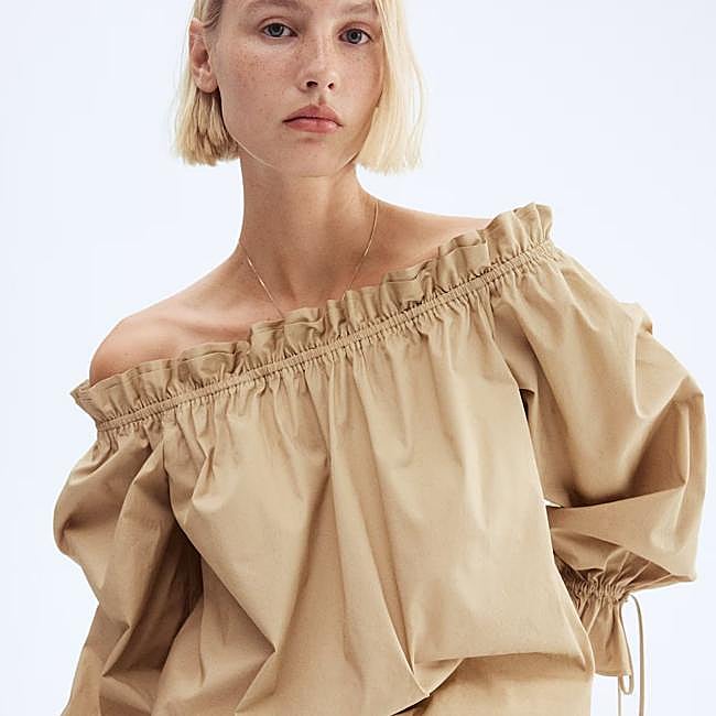 Blusa con escote bardot