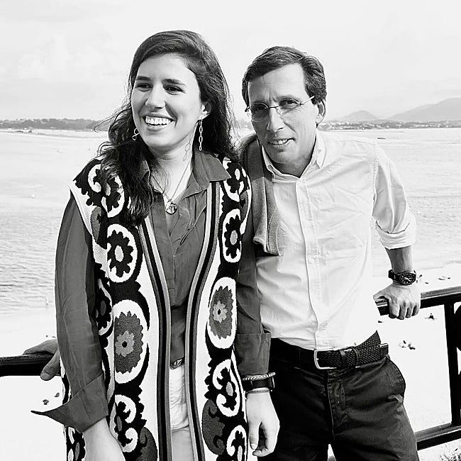 El político y su esposa disfrutan sus pirmeras vacaciones como padres.