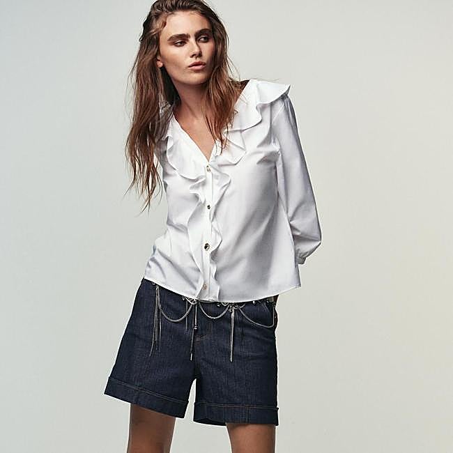 Blusa de volantes blanca