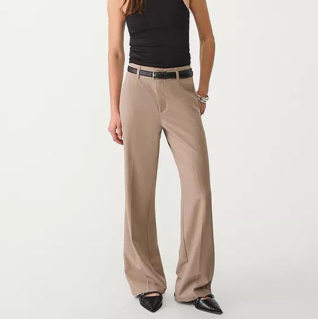 Pantalones de vestir rectos y fluidos