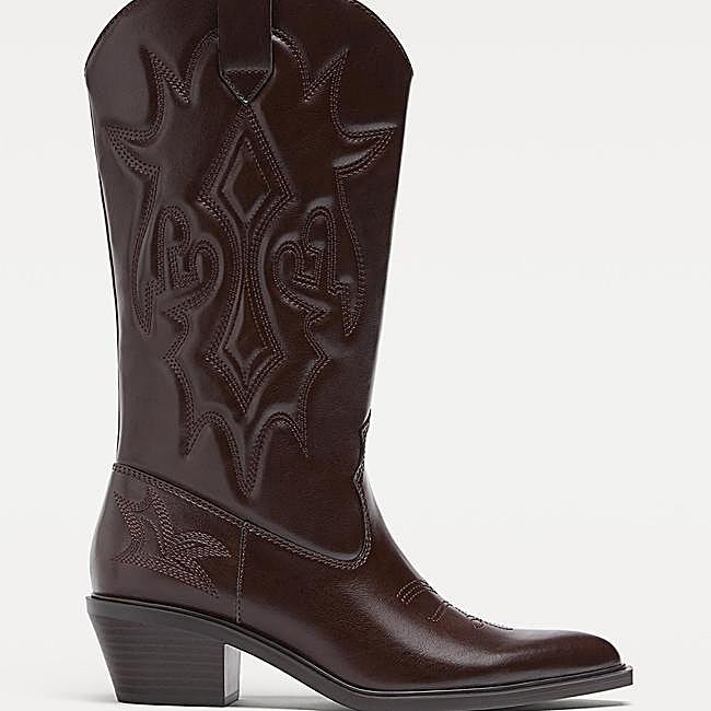Botas cowboy con costuras