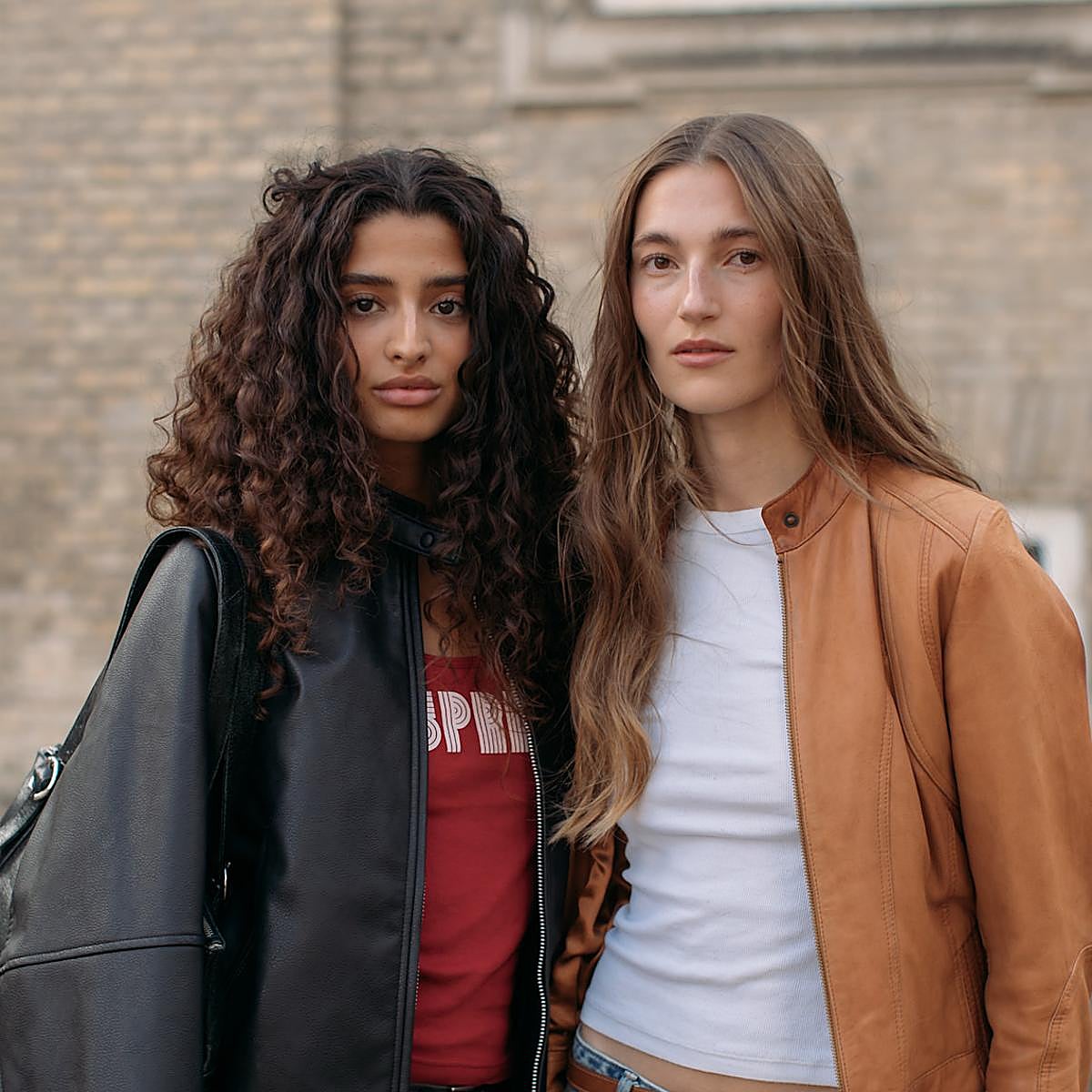 Los mejores desmaquillantes para usar en verano, recomendados por dermatólogos.