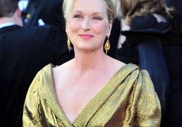 Meryl Streep con cuello y escote jóvenes