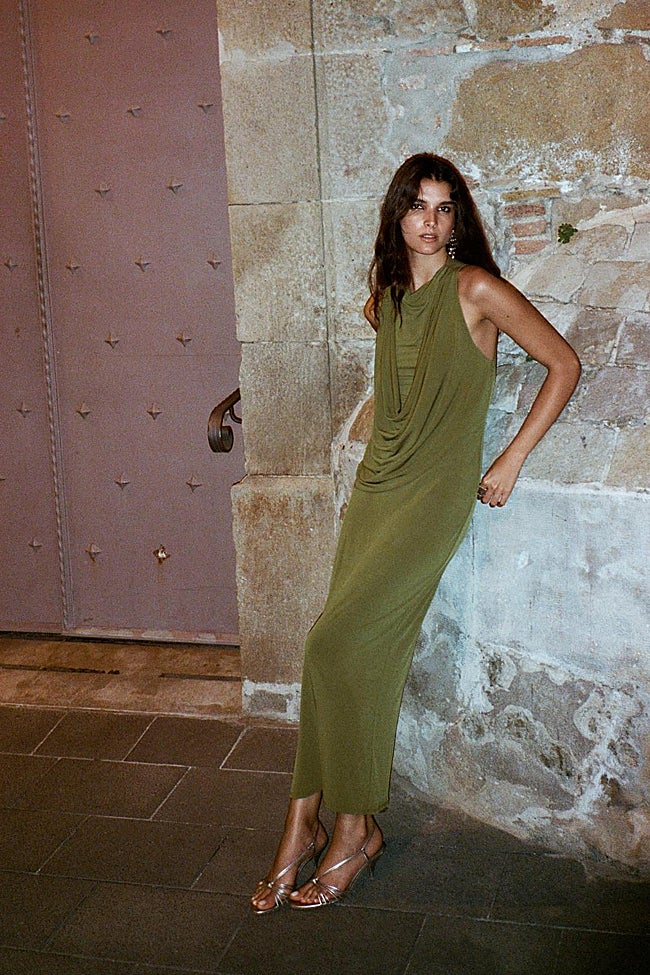 Vestido verde de Zara (29,99 euros)