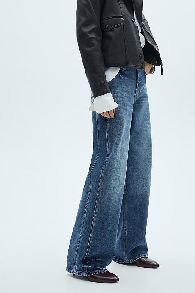 Vaqueros balloon de tiro alto de Mango Outlet.