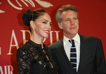 Adriana Abascal y Filiberto de Saboya durante un evento en Sevilla.