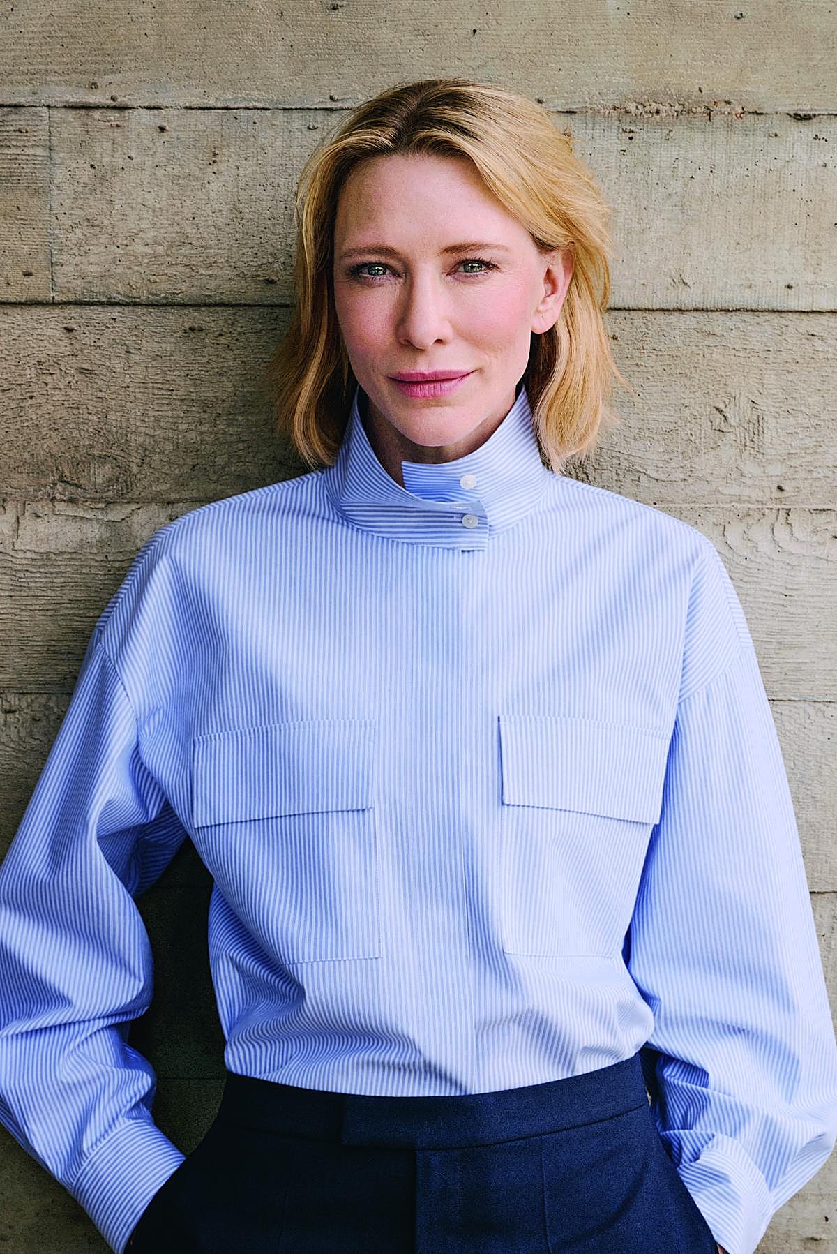 Cate Blanchett con ropa de Uniqlo.