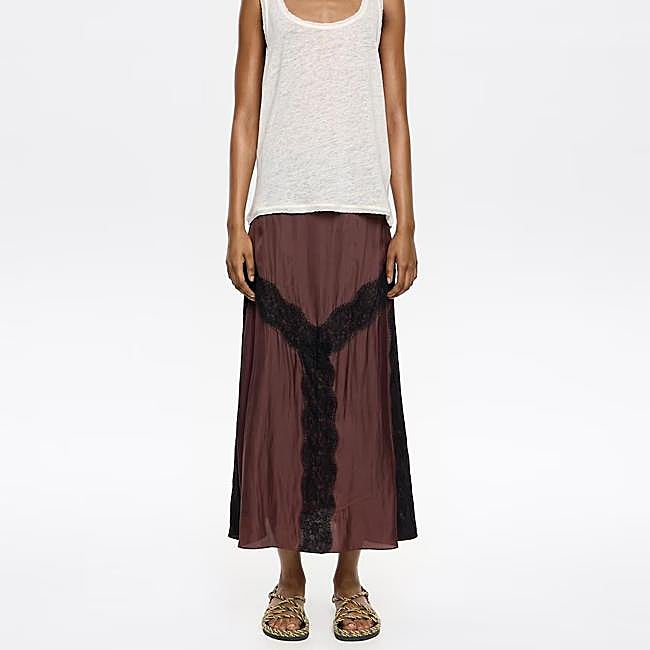 Vestido lencero de Massimo Dutti Studio, 199 euros.