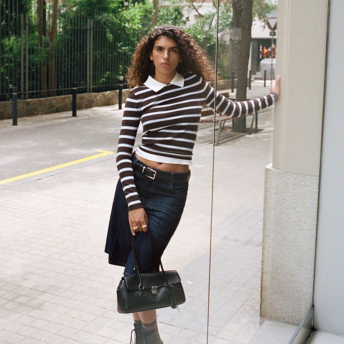 Camisas boho, botines de serraje, vestidos midi y muchas otras propuestas que no puedes dejar escapar esta temporada.