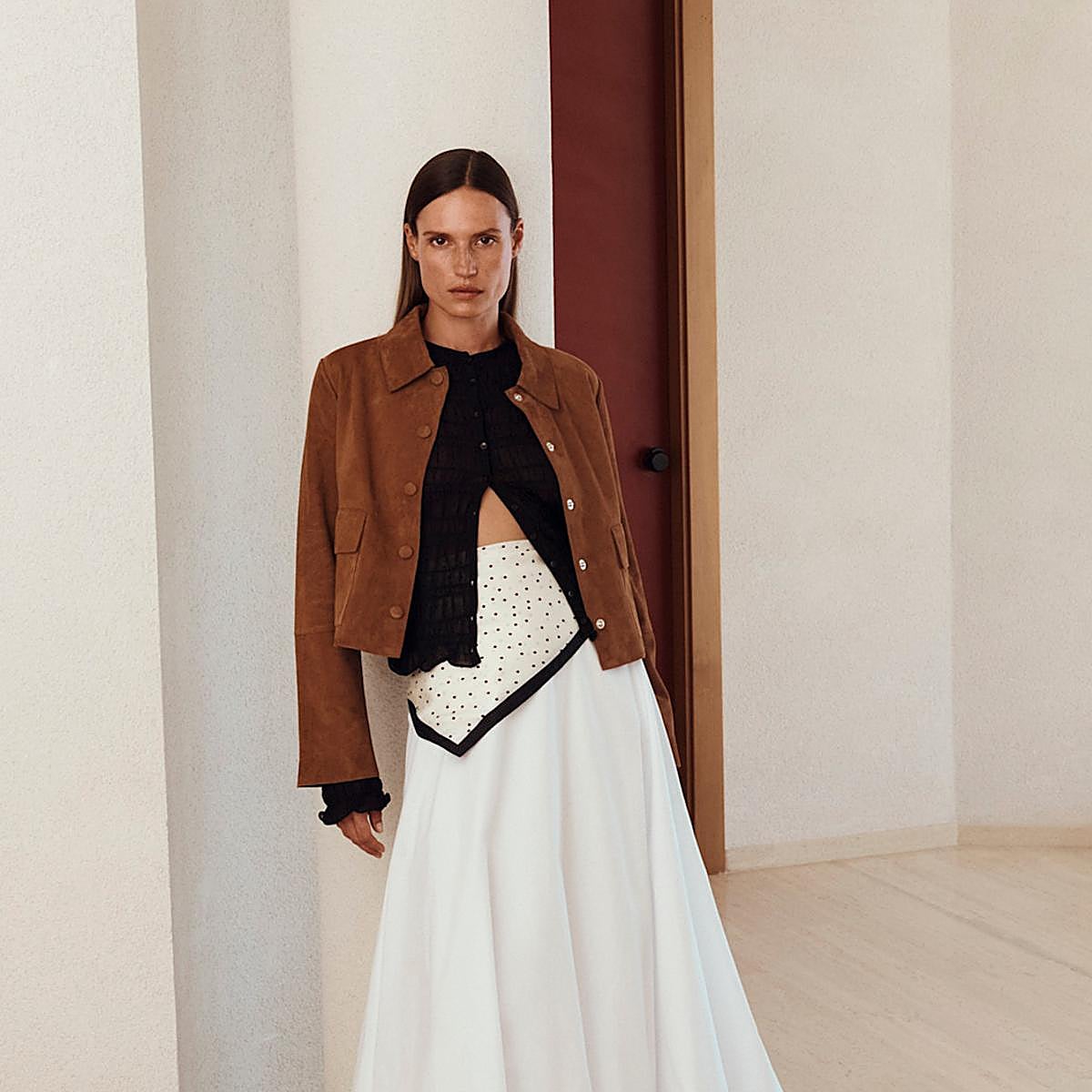 El ante y la gamuza no pasan de moda en otoño.