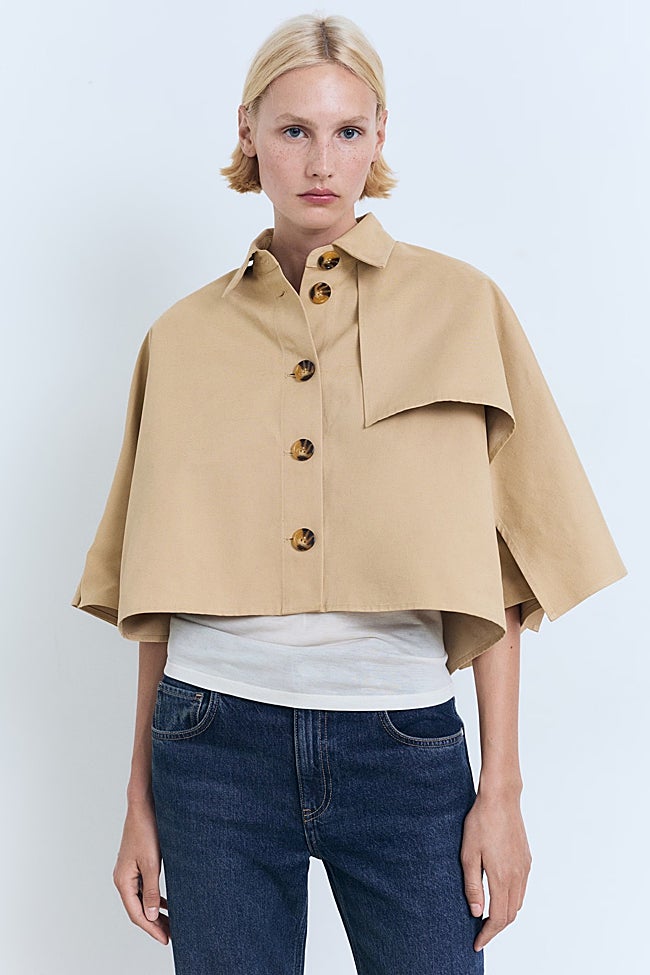 Trench corto de Mango (59,99 euros)