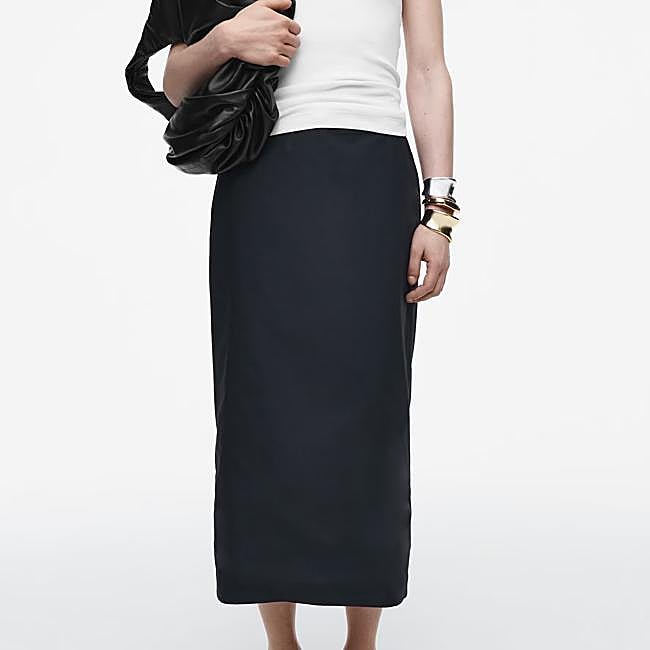 Falda recta de Cos, 89 euros.