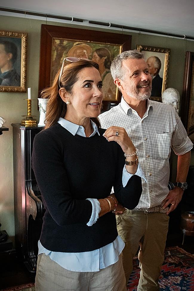 El look con bermudas de Mary de Dinamarca.