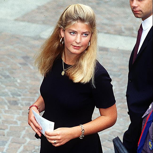 La princesa Tatiana de Liechtenstein durante la boda de Kardam de Bulgaria y Miriam Ungria en 1996.