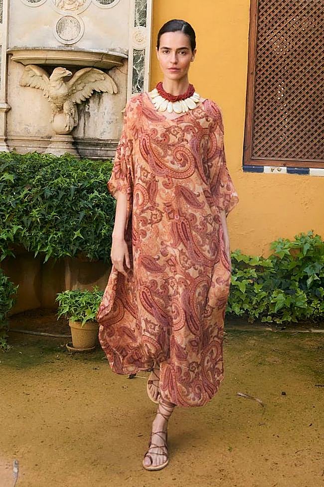 Vestido Enigmática (199€)