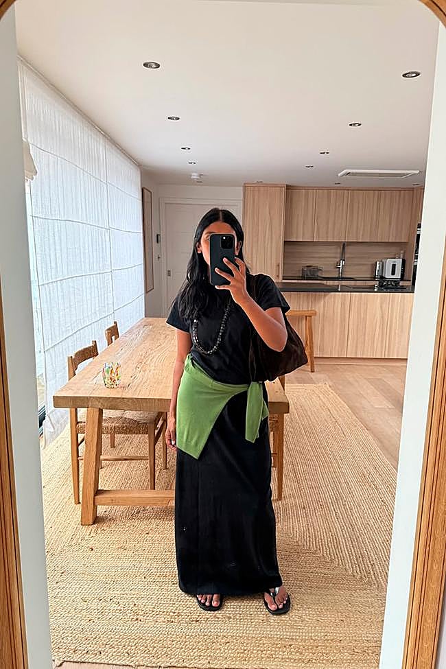 Cómo lucir un jersey a la cintura este otoño.