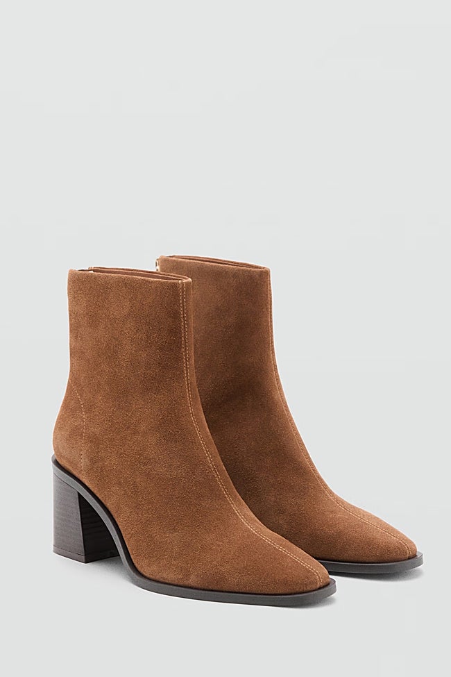 Botines de serraje de Mango (49,99 euros)