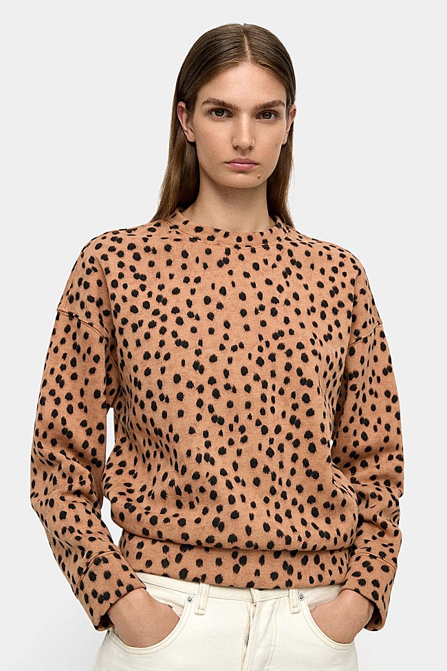 Jersey con estampado de leopardo de Parfois (27,99 euros)