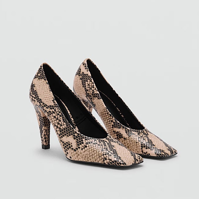 Zapatos de tacón de Mango (49,99 euros)