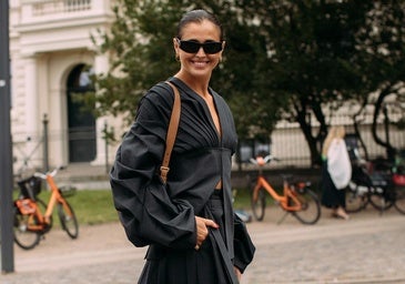 Faldas de vuelo para llevar este otoño de la oficina a una cena con amigas