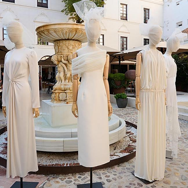 Colección nupcial de Moisés Nieto en el Palacio de los Duques Gran Meliá.