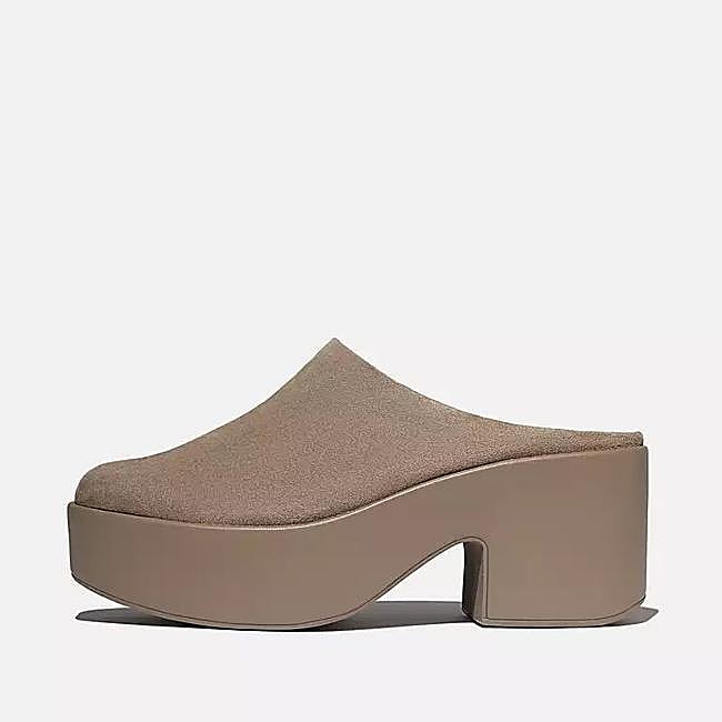 PLATFFORMS Suede Heeled Mules (150€)
