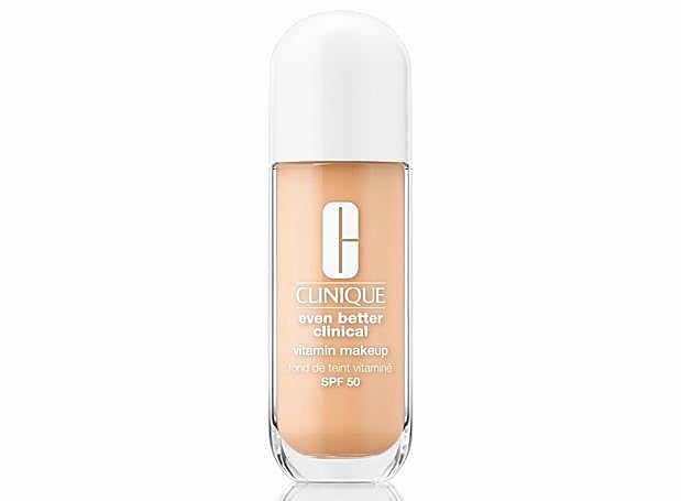 Even Better Clinical Vitamin Makeup SPF 50 de Clinique (52 euros).