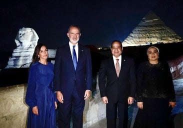 Letizia en las pirámides: la escapada nocturna de los Reyes para hacer turismo en Egipto