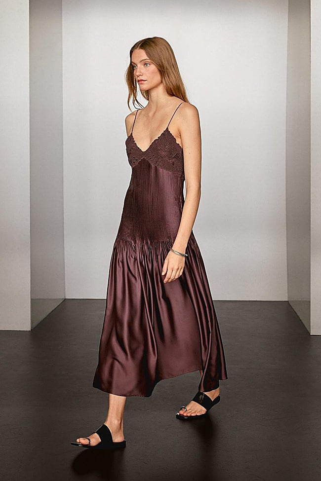 Vestido midi de Massimo Dutti (129 euros)