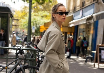 Las compras de Zara de la semana: vestidos de entretiempo, vaqueros que hacen tipazo y chaquetas tipo trench