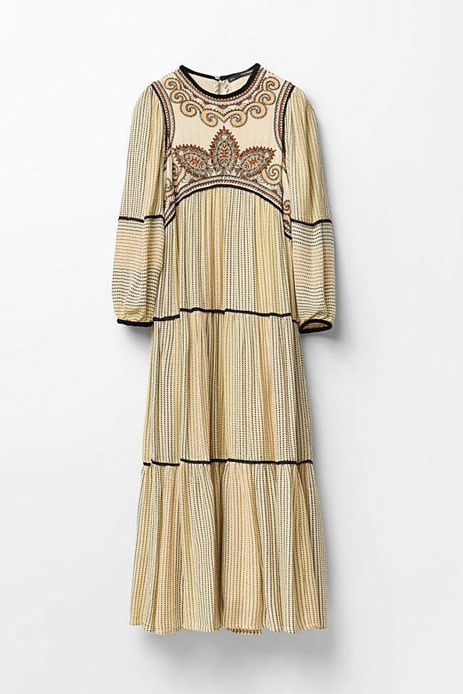 Vestido midi de Sfera (59,99 euros)