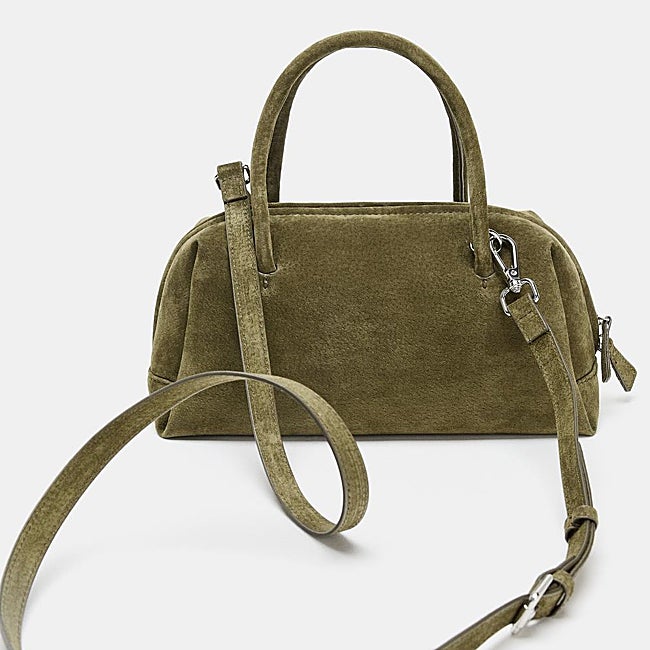 Bolso bowling de Zara (69,99 euros)