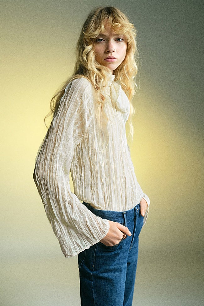 Camisa blanca de Mango (39,99 euros)