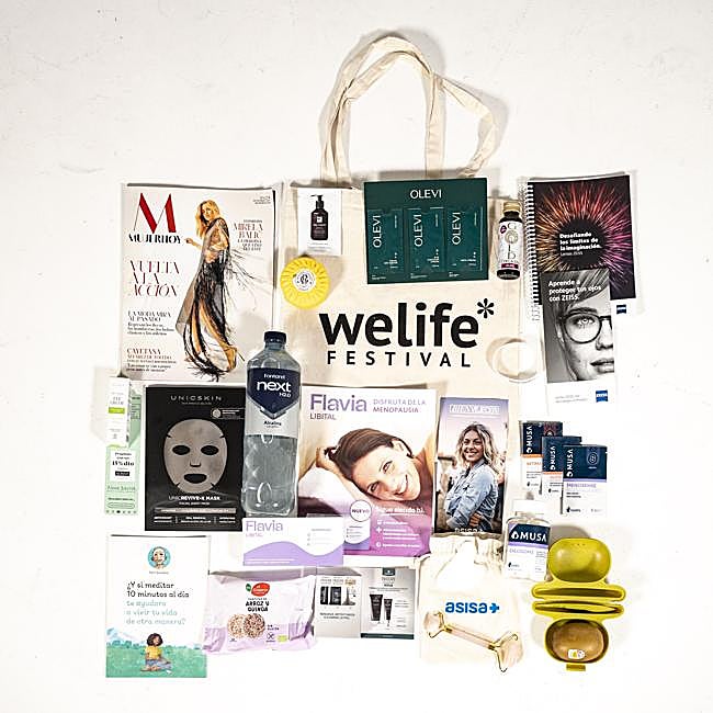 En la goodie bag que se proporcionó no faltó detalle.