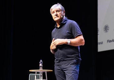 Toni Nadal, mentor de Rafa, durante un momento de suexitosa charla.