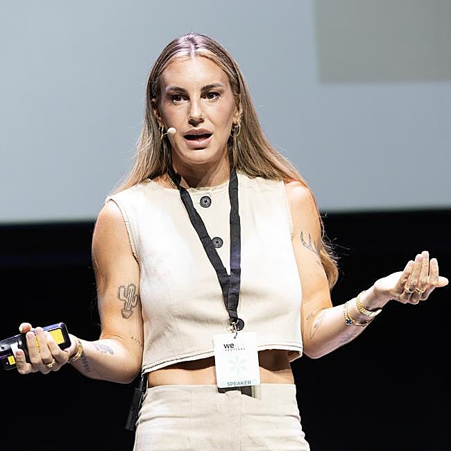 El ejercicio es un acto de amor propio y responsabilidad, defendió Vikika.