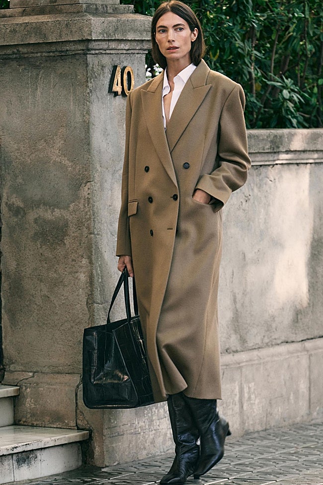 Abrigo de lana de Massimo Dutti (249 euros)