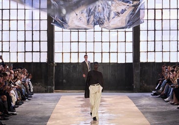 Semana de la Moda de Milán: entre los huevos gigantes de Diesel y la pasarela voladora de Boss