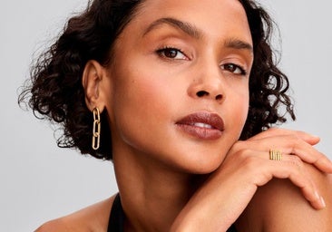 Joyas en dorado y plateado: el mix inesperado que gana popularidad