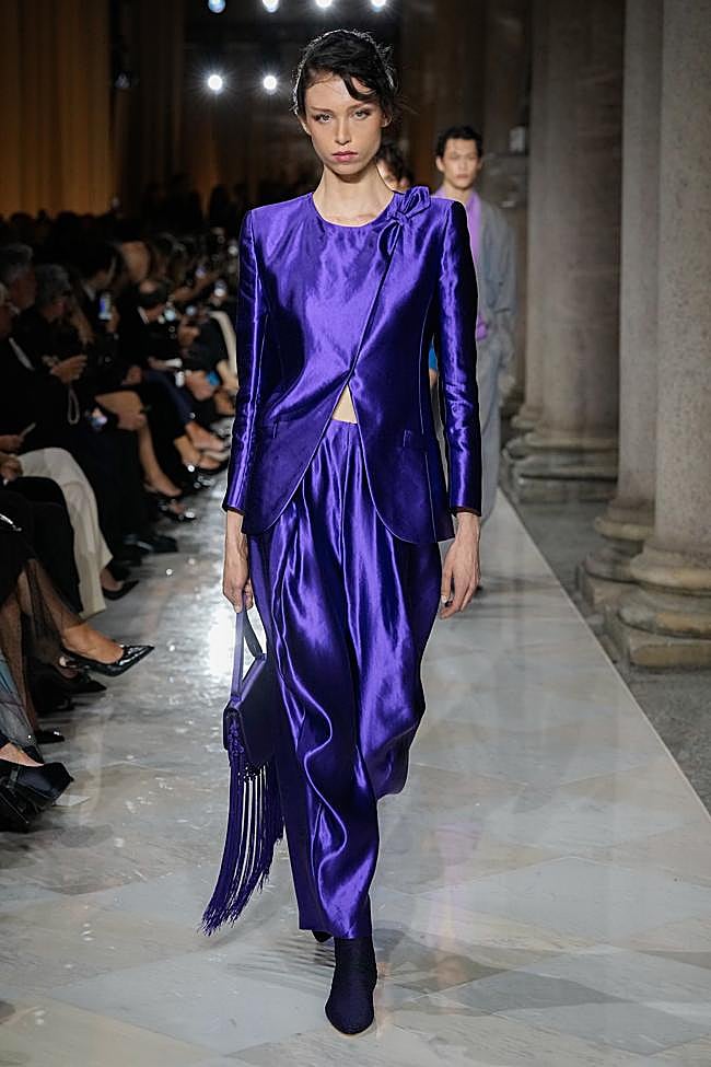 El desfile de Giorgio Armani, tras su reciente fallecimiento, durante la Semana de la Moda de Milán.