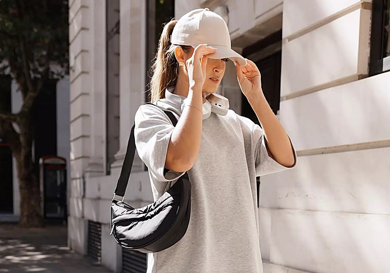 Chaquetas de entretiempo, pantalones que hacen tipazo, bolsos de entretiempo y muchas novedades recién llegadas a tienda.