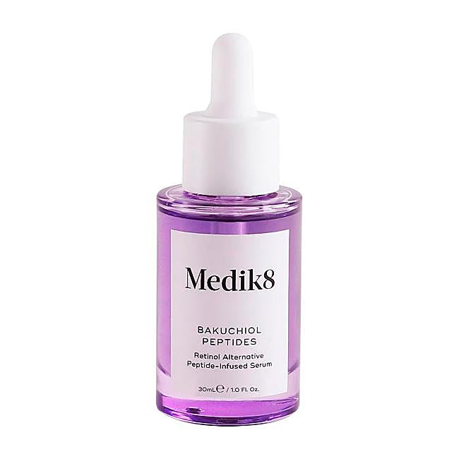 Sérum con bakuchol de Medik8.