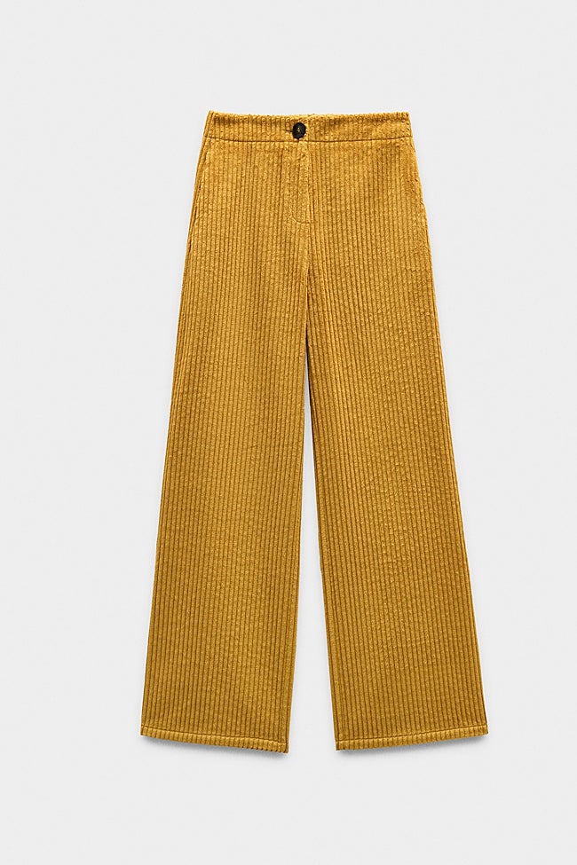 Pantalón de pana de Parfois (49,99 euros)
