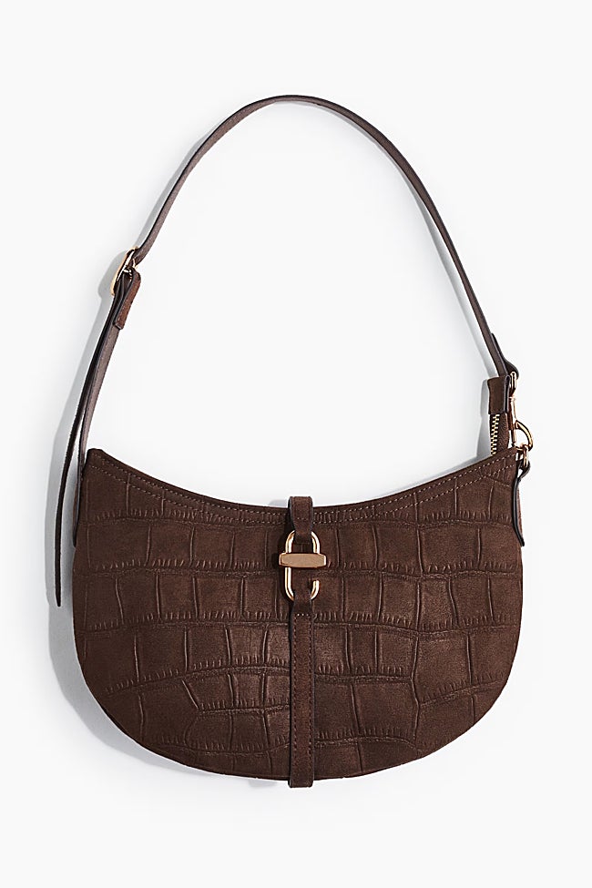 Bolso marrón de H&M (24,99 euros)
