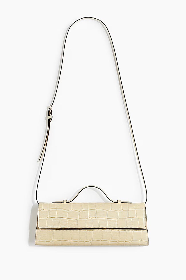 Bolso con piel de cocodrilo de H&M (29,99 euros)