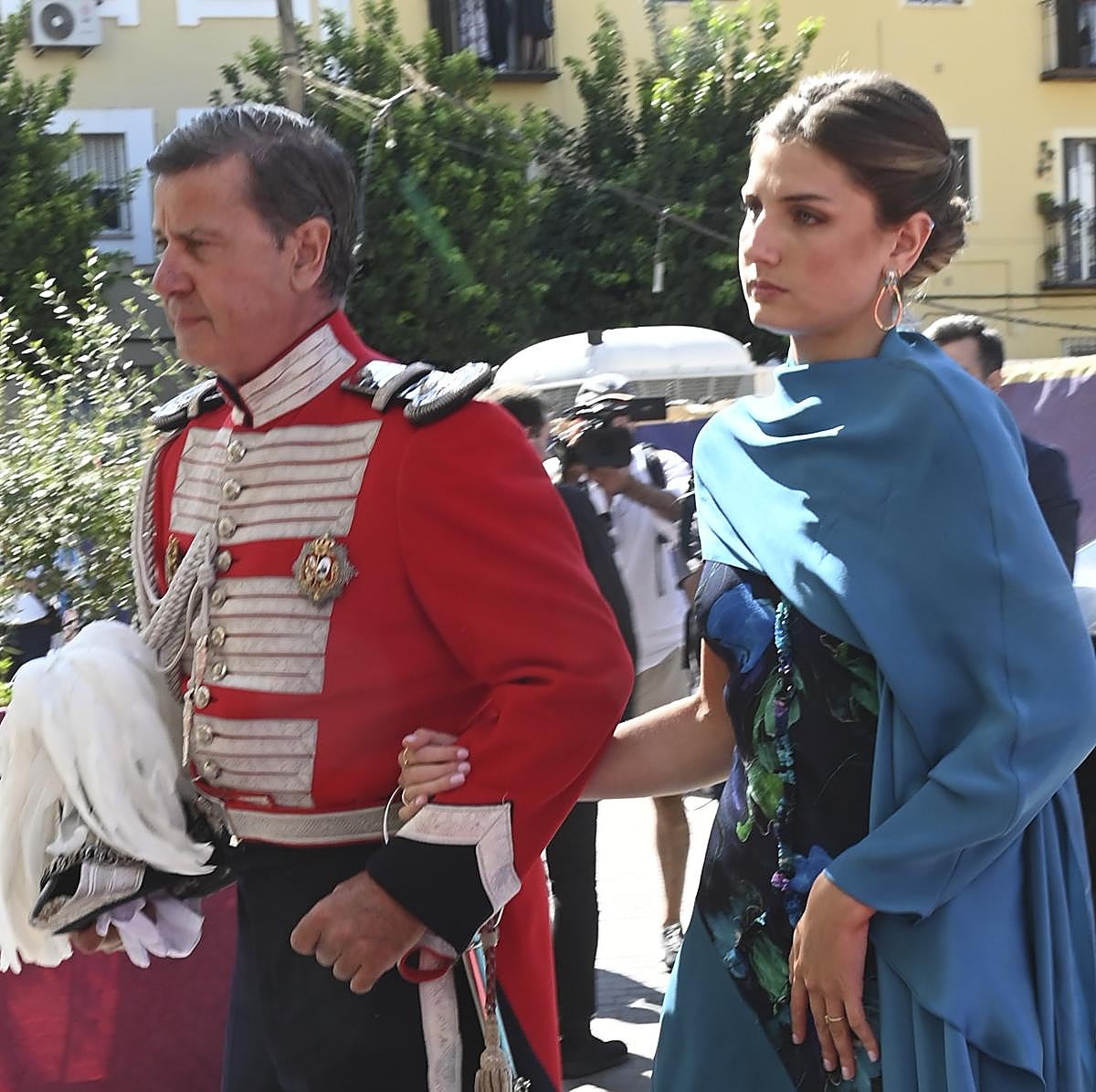 Cayetano Martínez de Irujo junto a su hija Amina.